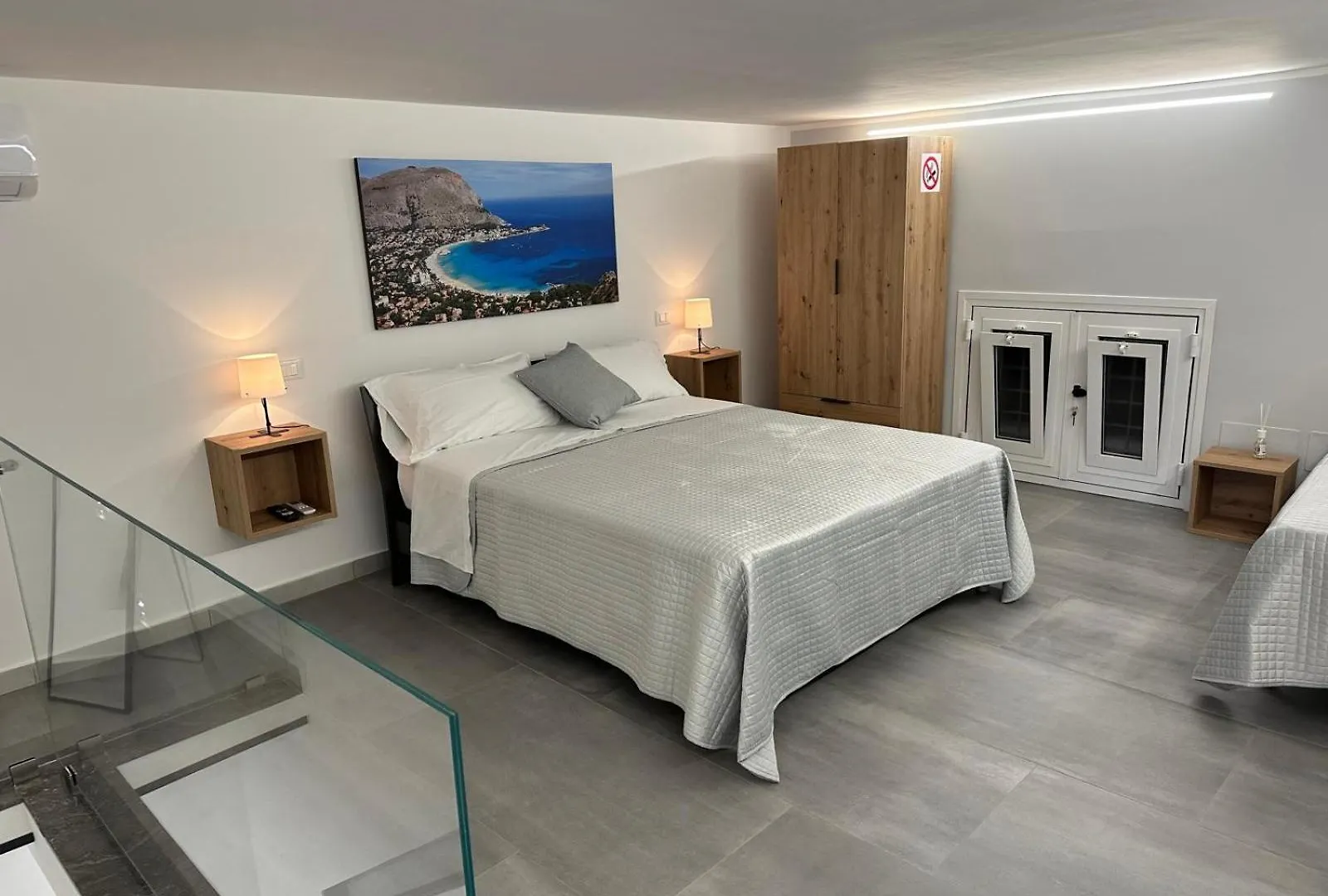 Vespro House Villa Palermo 0*,  Italy